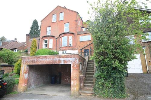 Longdene Road, Haslemere